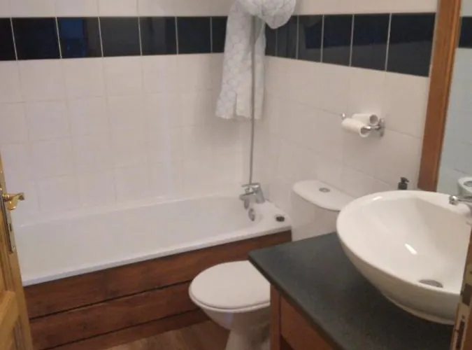 4 Personnes - Hautes-pyrenees- Village De Peyragudes Peyresourdes - Vue Exceptionnelle Sur La Montagne Lägenhet